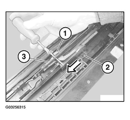 G03256315
