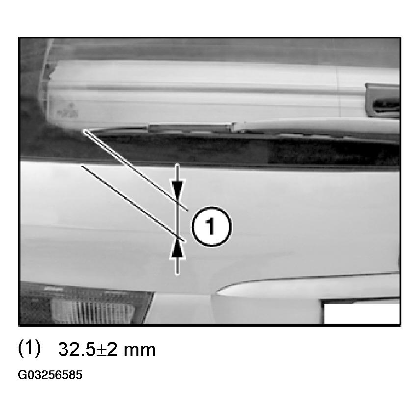 G03256585