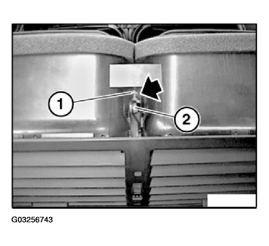 G03256743