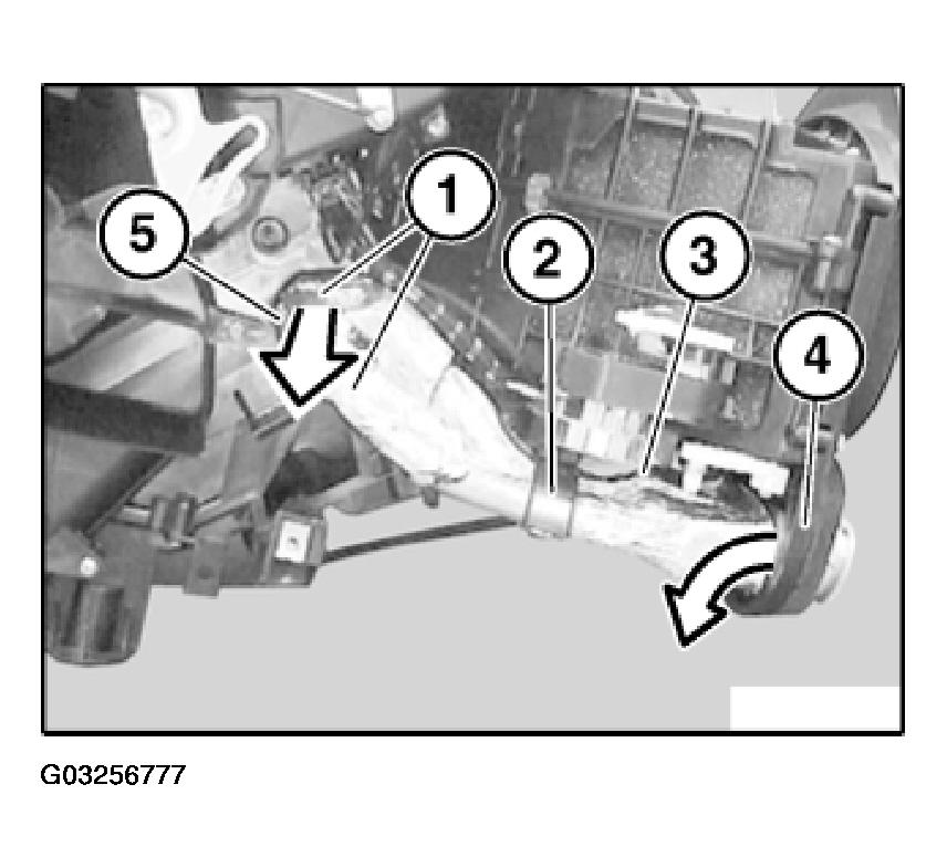 G03256777