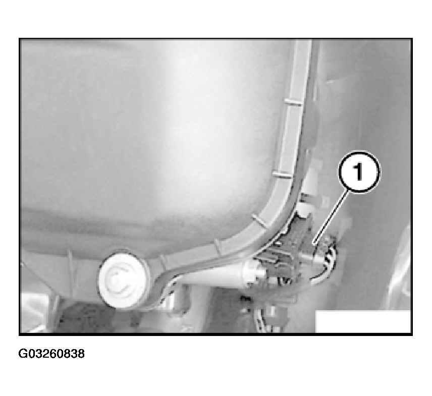 G03260838