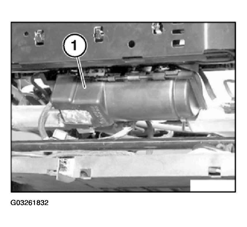 G03261832