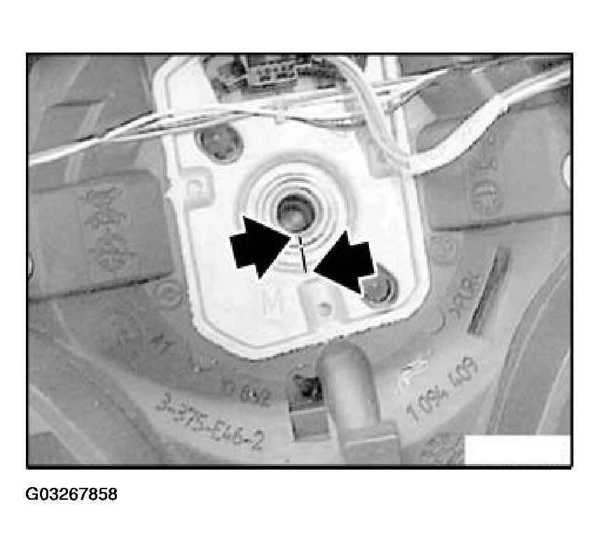 G03267858
