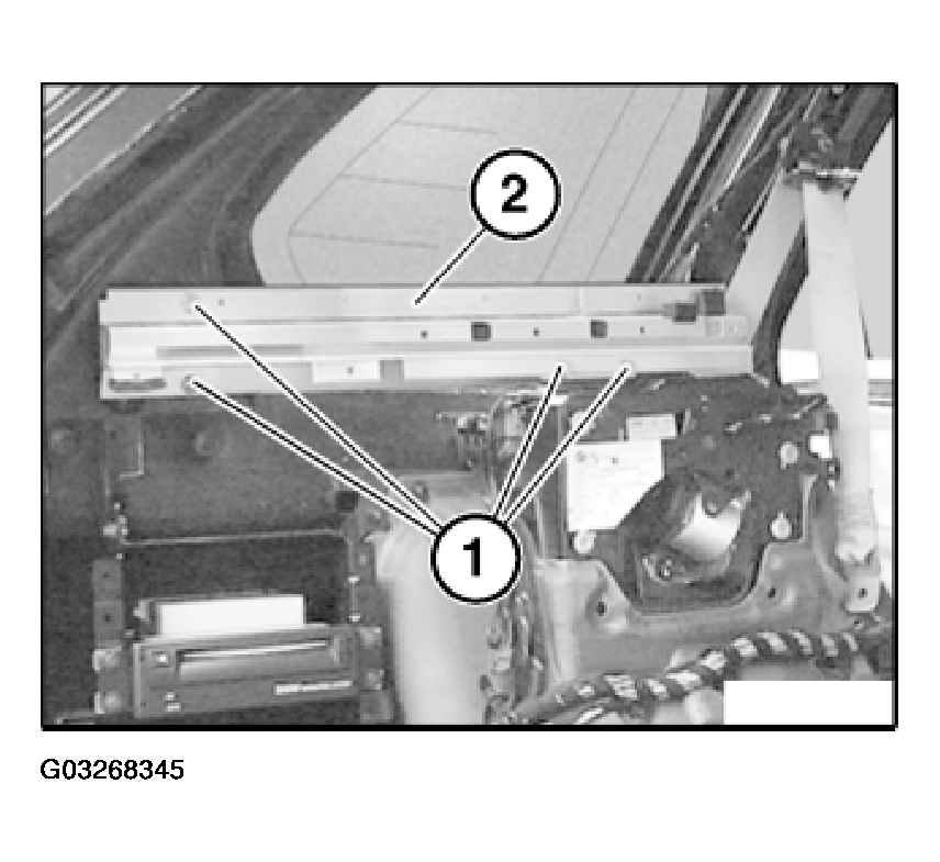 G03268345
