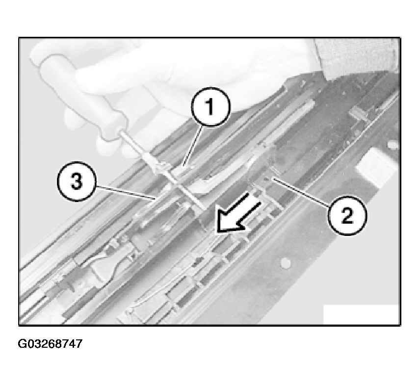 G03268747