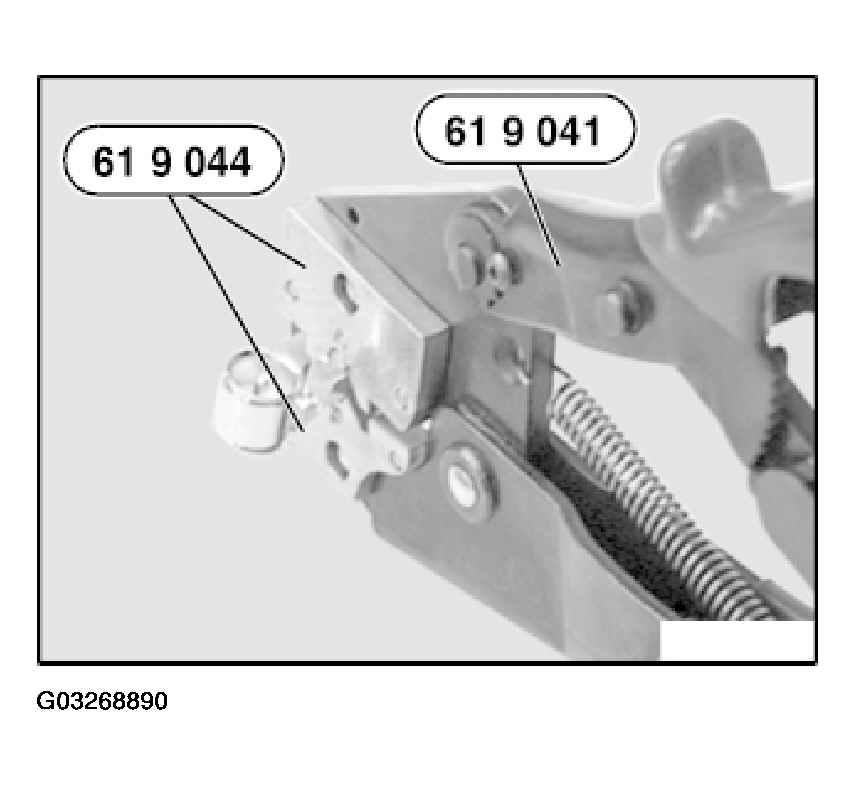 G03268890