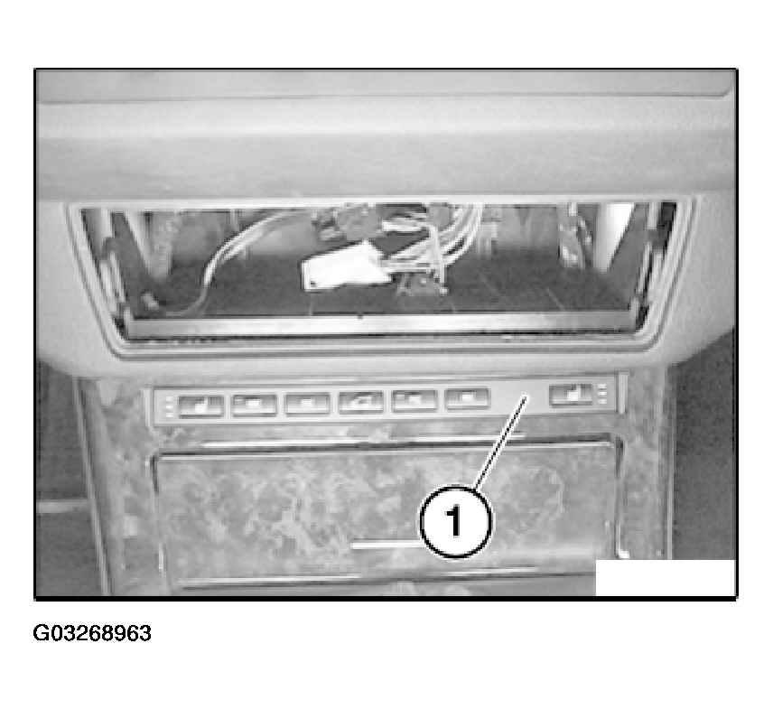 G03268963
