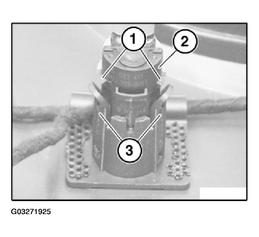G03271925