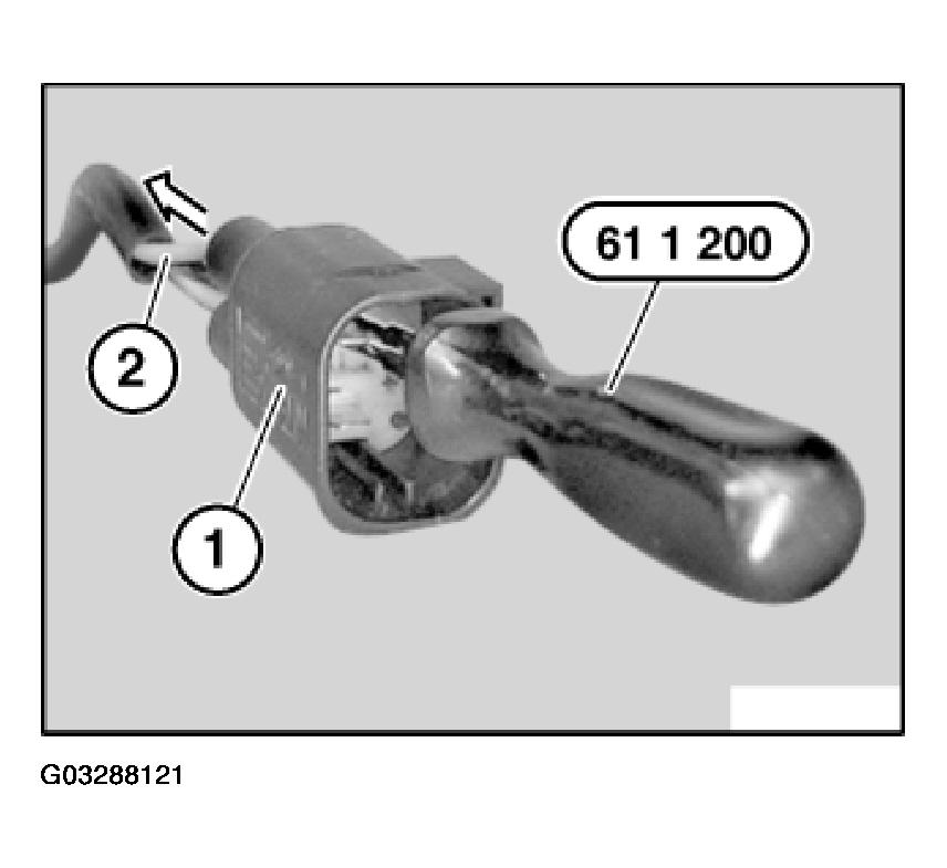 G03288121