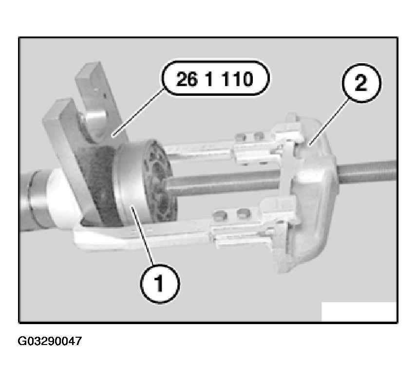 G03290047
