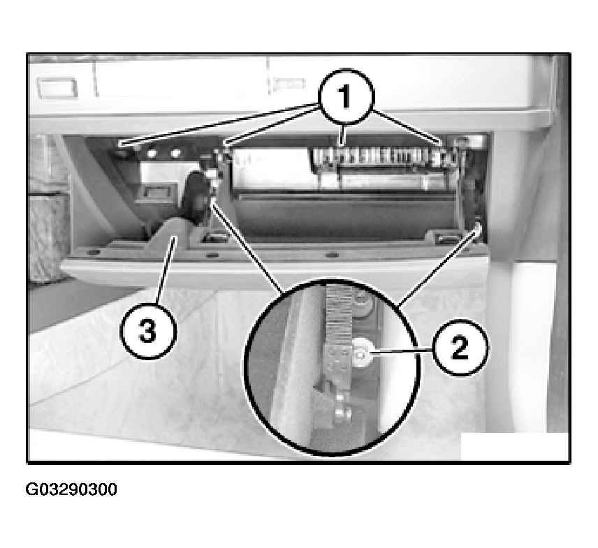 G03290300
