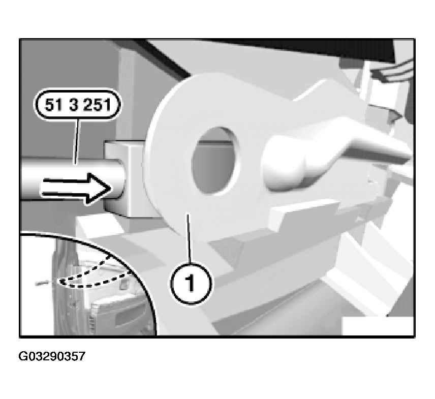 G03290357