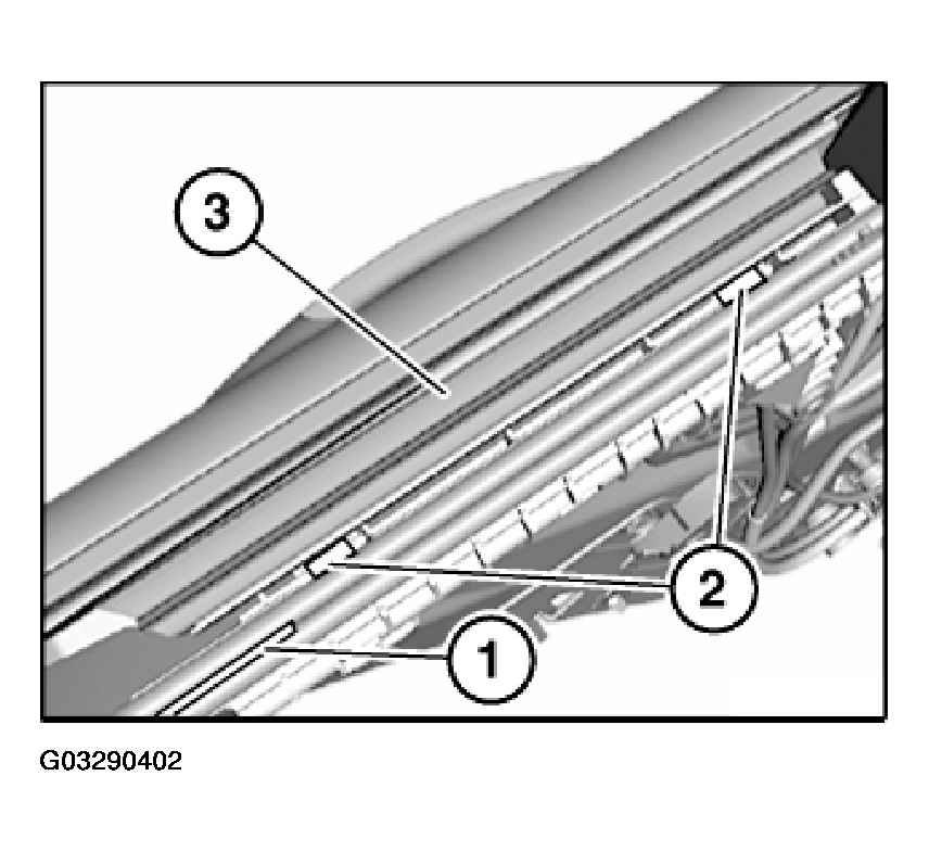 G03290402