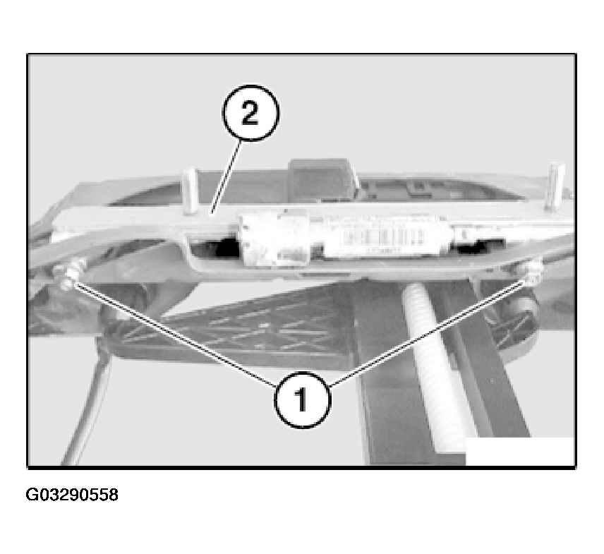 G03290558