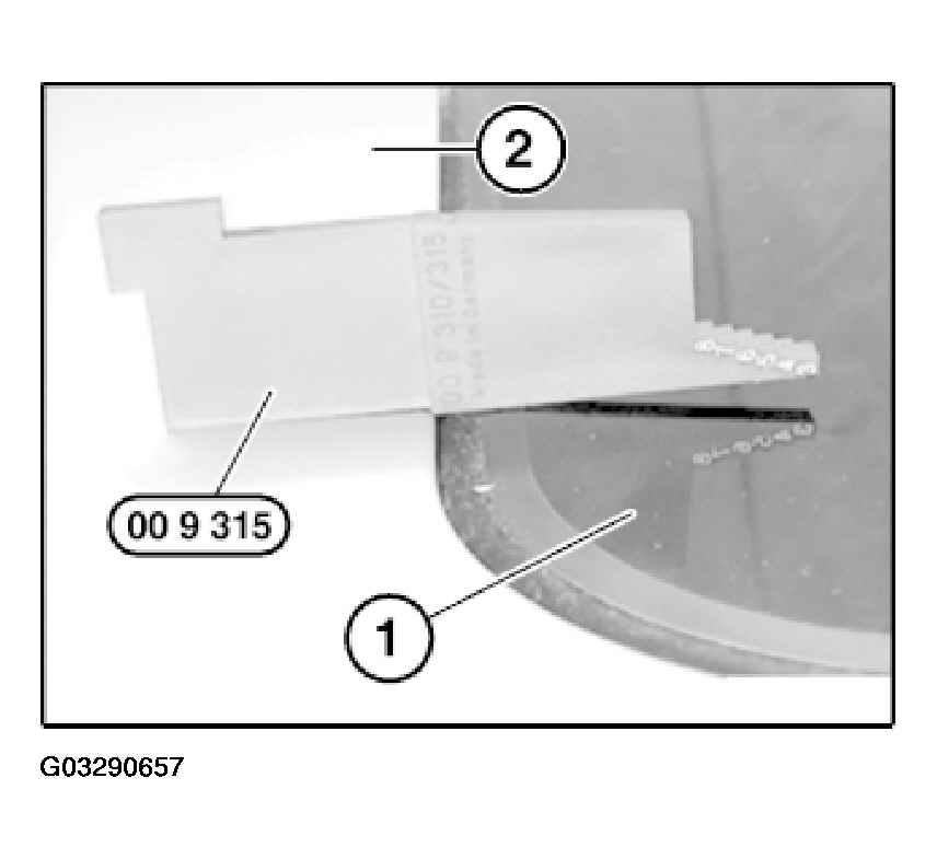 G03290657
