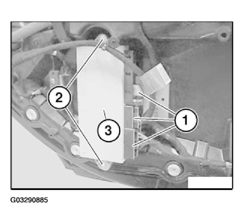 G03290885