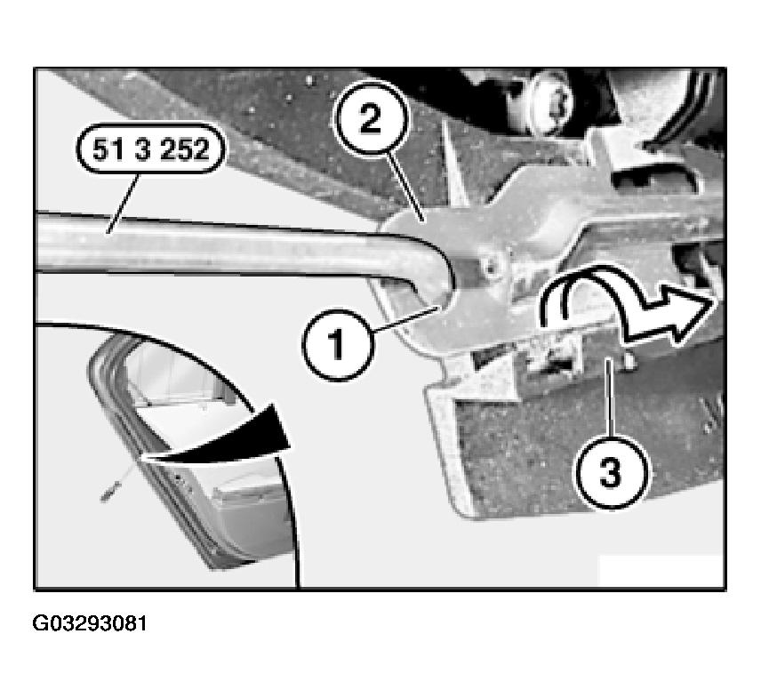 G03293081