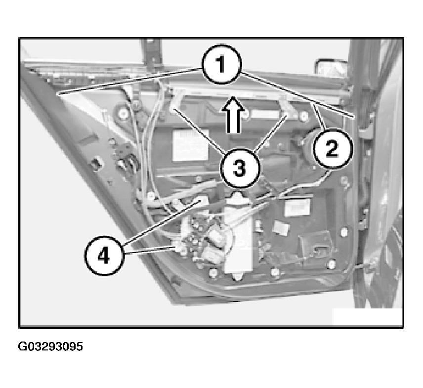 G03293095
