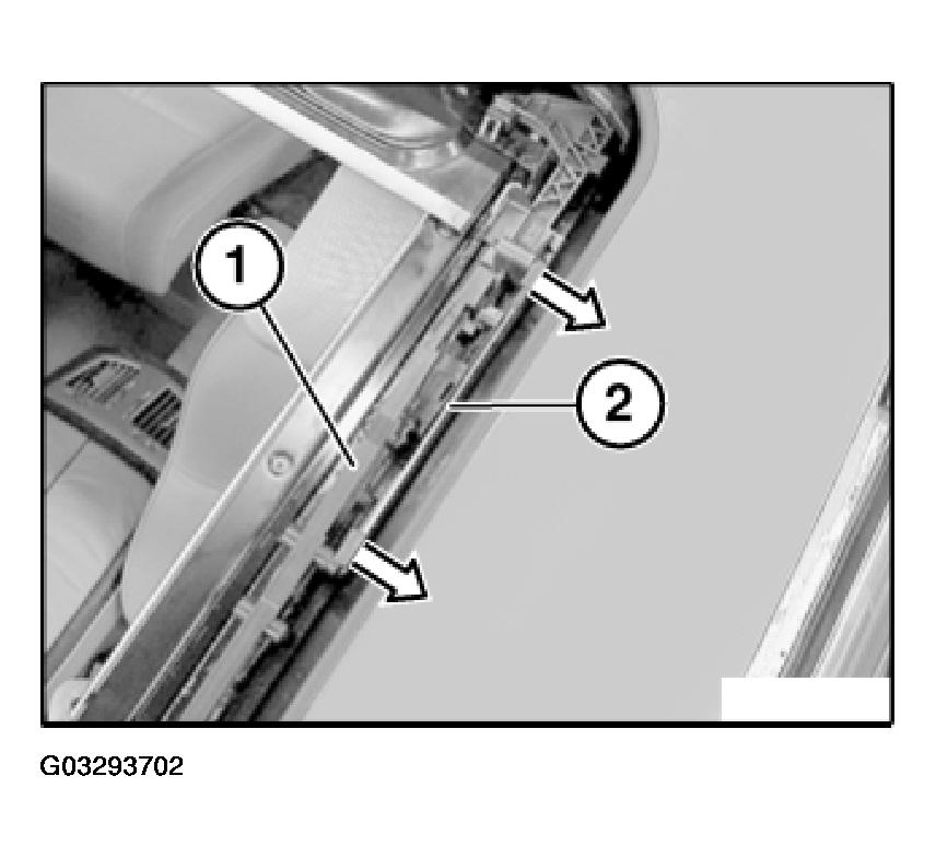 G03293702