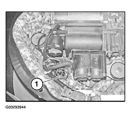 G03293944