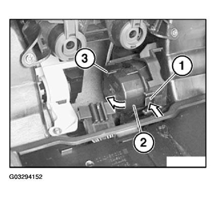 G03294152