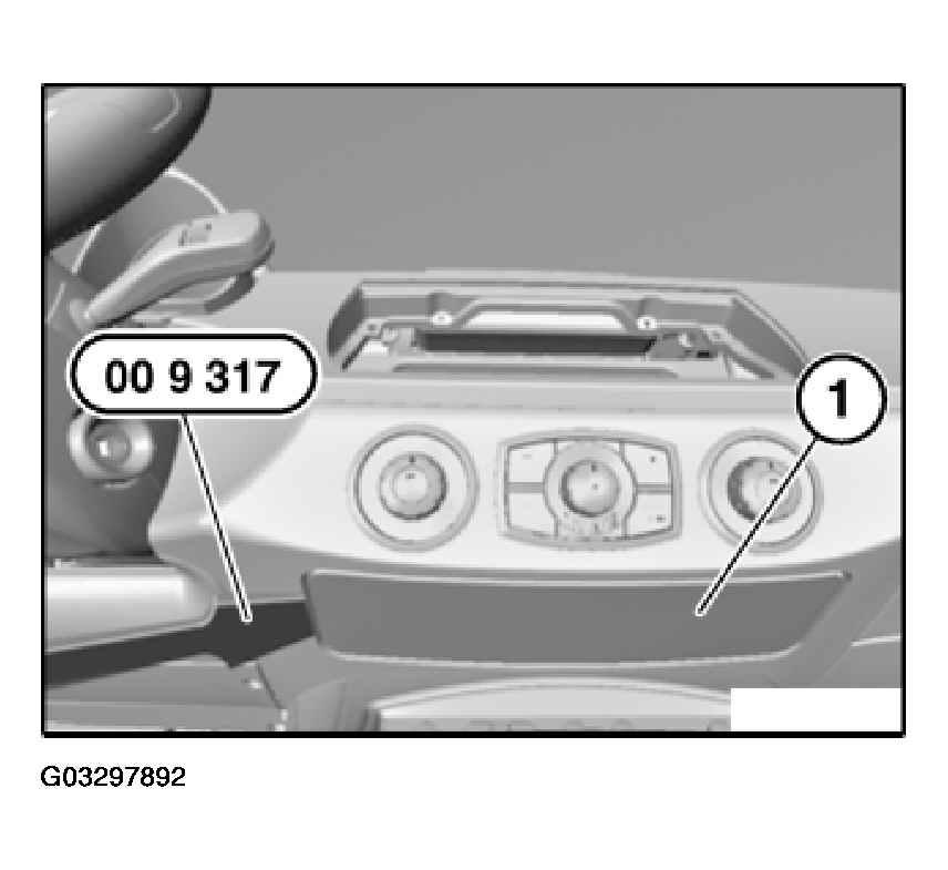 G03297892