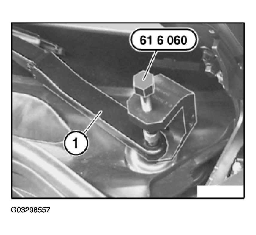 G03298557