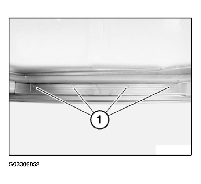 G03306852