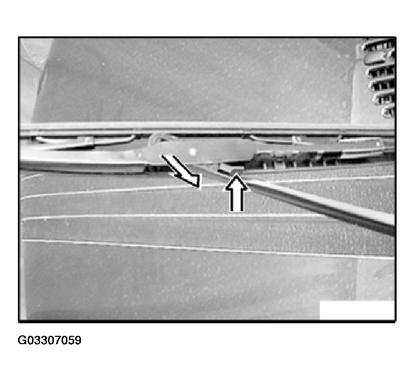 G03307059