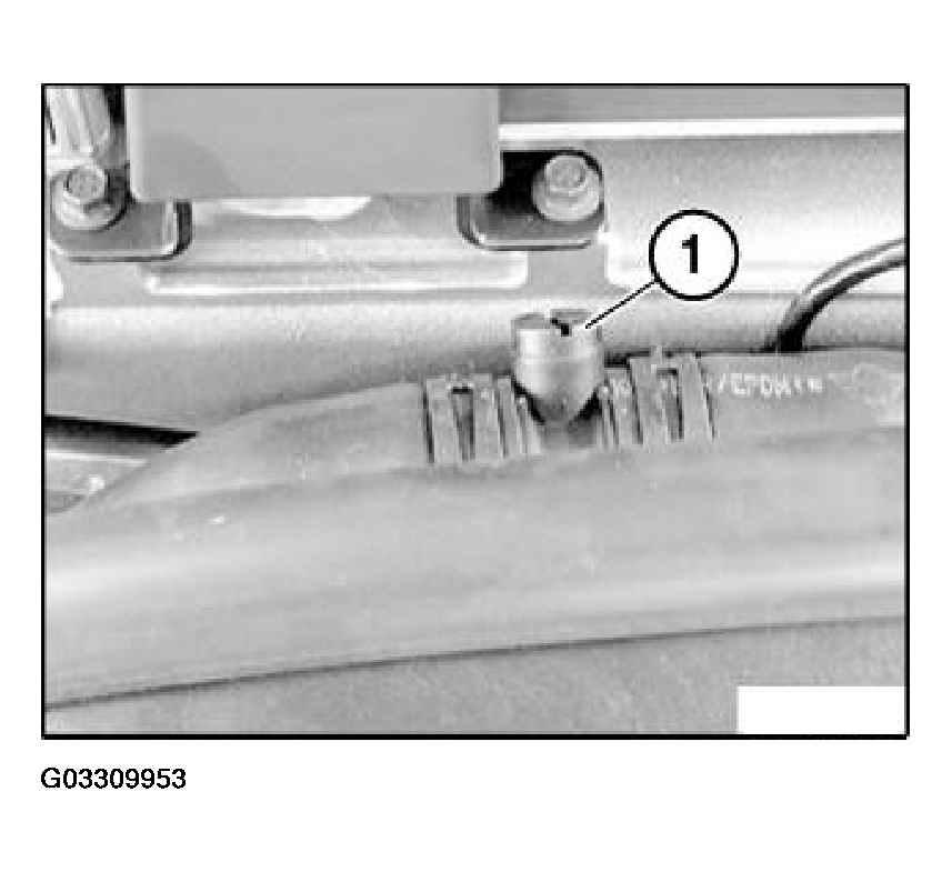 G03309953