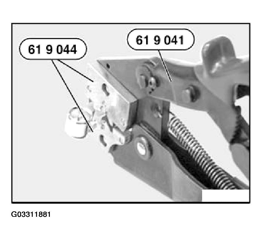 G03311881