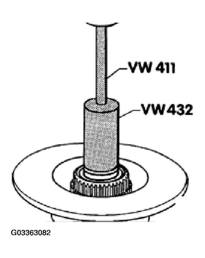 G03363082