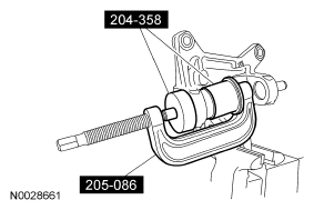 G04643104