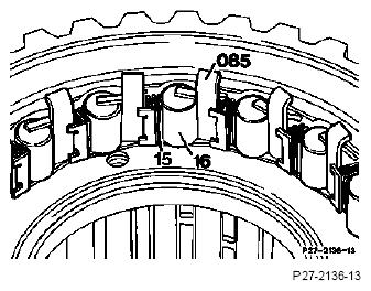 G04684372