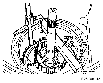 G04684517