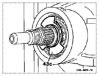 G04685353