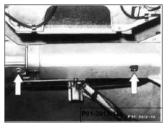 G04689128