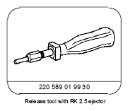 G04713132