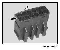 G04713135