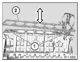 G04725394