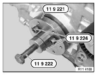G04725404
