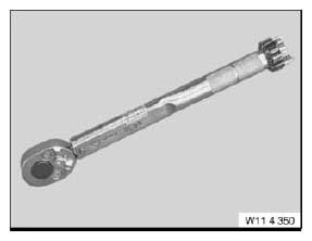 G04725521
