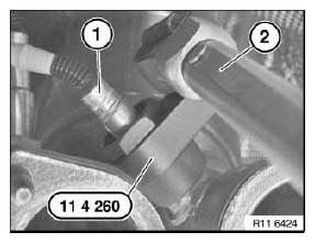 G04725640