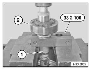 G04726477