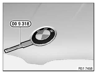 G04728196