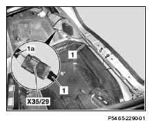 G04733929