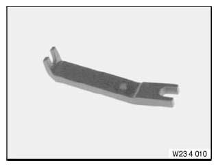 G04739304