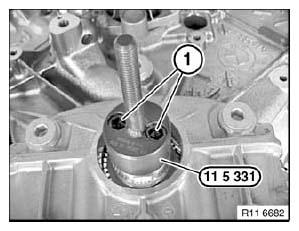 G04741562