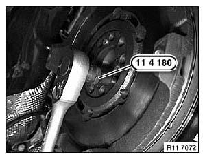 G04741595