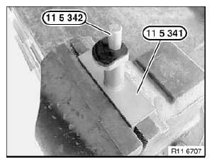 G04741613